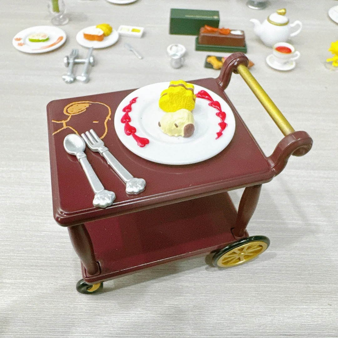 rement Snoopy Restaurant Ameri - đánh giá và giá Figure Display Box